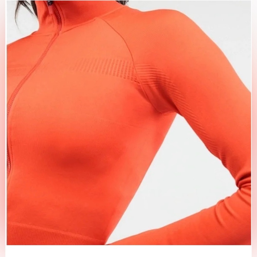 Fabletics Seamless Cropped Zip Up Jacket - image 6